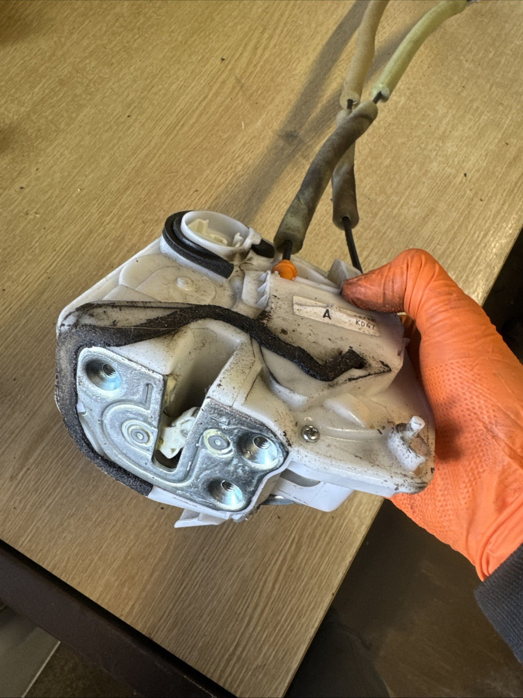 2013 MAZDA CX 5 MK1 NSR PASSENGER SIDE REAR DOOR LOCK MECHANISM