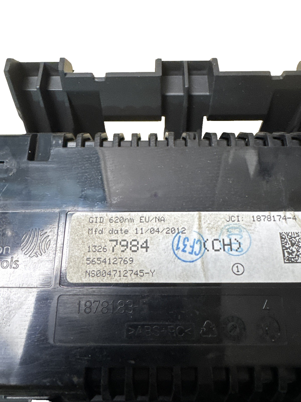 VAUXHALL ASTRA J DASHBOARD DISPLAY SCREEN HAZARD SWITCH 13267984 2009-2015
