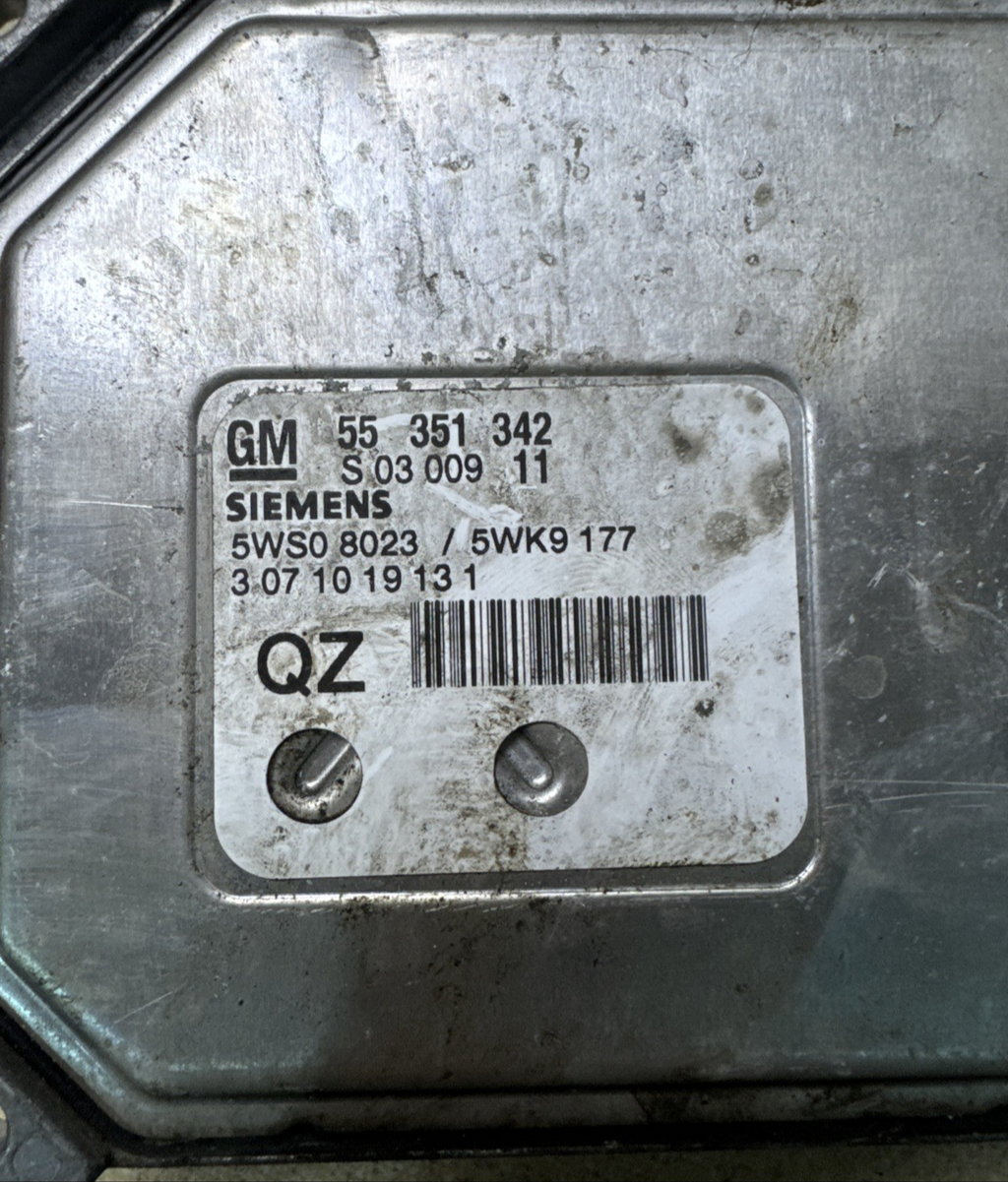 OPEL SIGNUM Engine Control Unit 55351342 2.20 Petrol 114kw 2003 21586922
