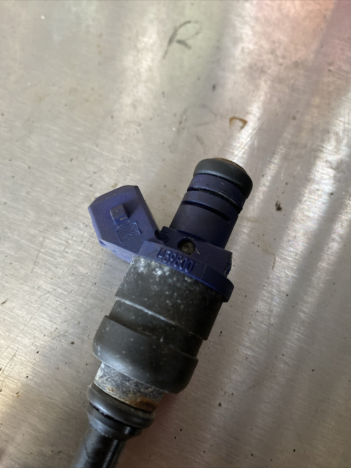 BMW E39 E46 330i 3.0 M54B30 ENGINE FUEL INJECTORS OEM 1439800 Siemens Deka