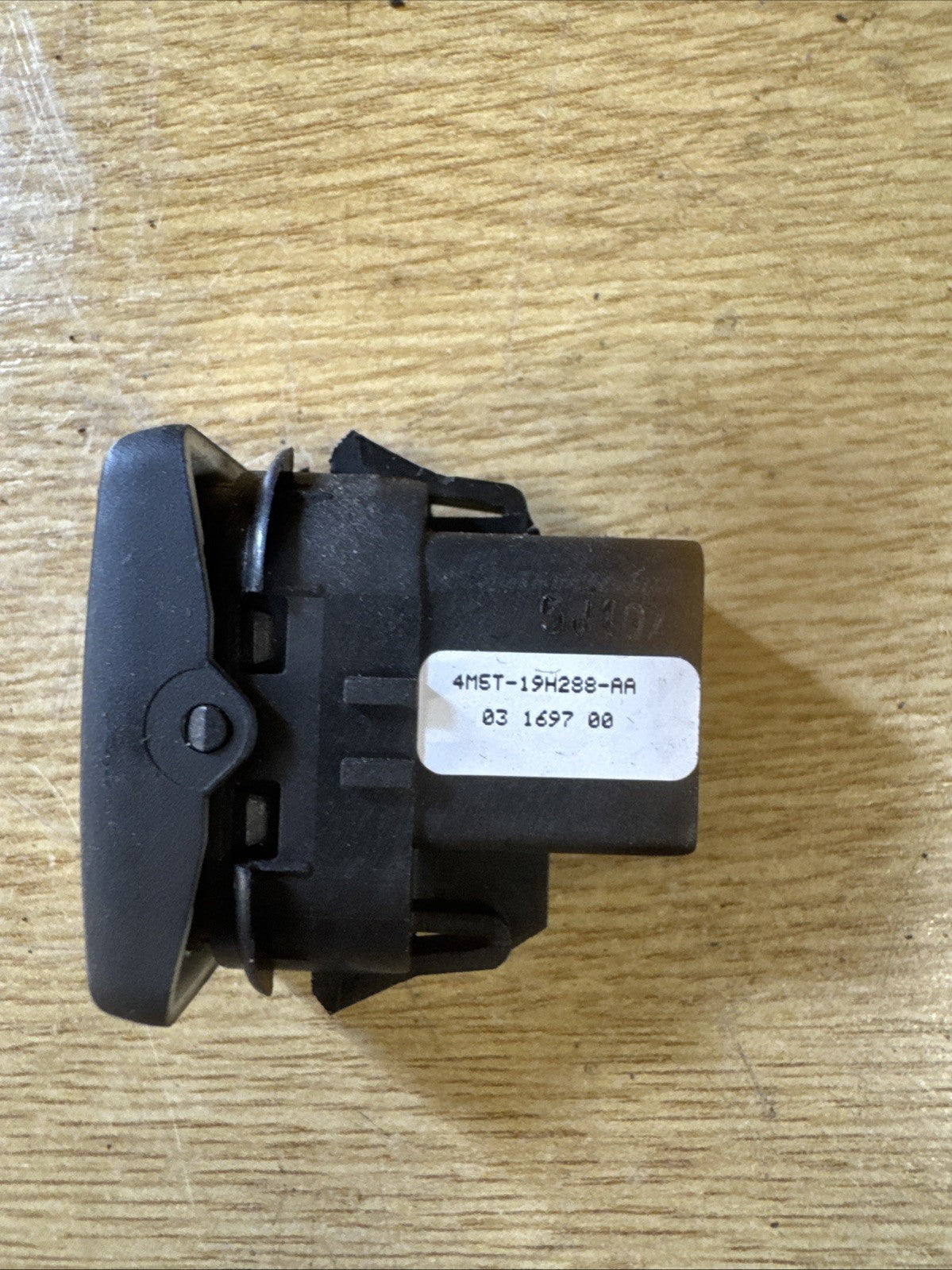 FORD FOCUS MK2 2008-2011 MOTION ALARM DEACTIVATE SWITCH 7M5T-19H288-AA