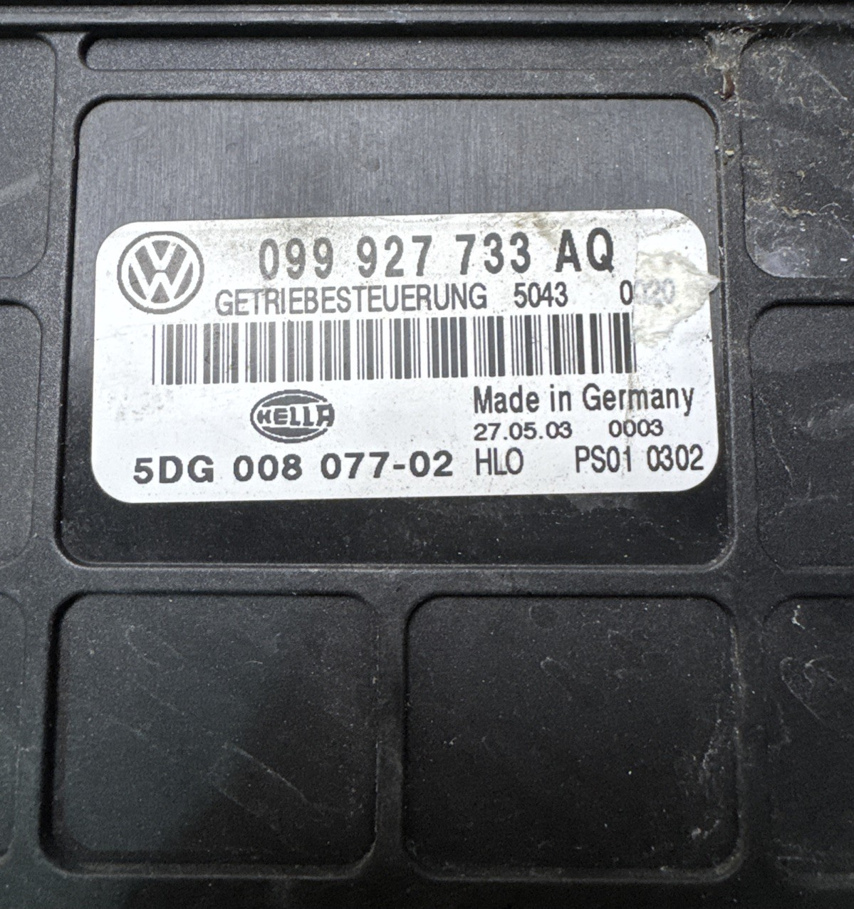 Genuine Volkswagen Engine Control Unit ECU 099927733AQ / 5DG00807702
