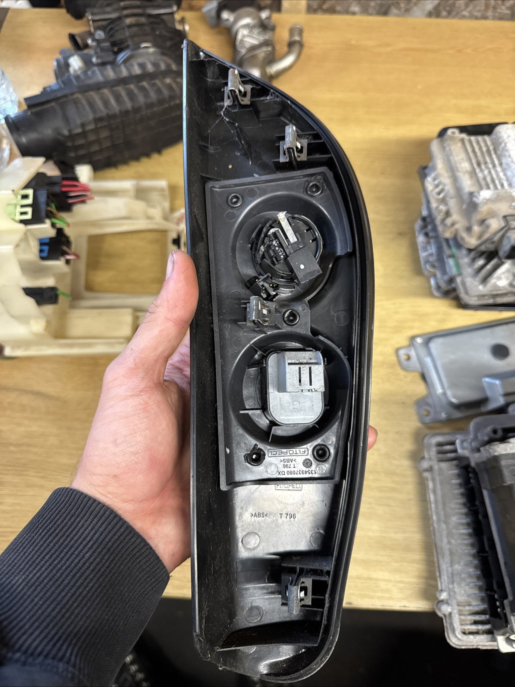 2013 CITROEN NEMO MIRROR ADJUSTER SWITCH WITH TRIM 1354937080