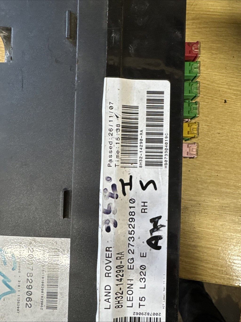 08 Range Rover Sport L320 2.7 TDV6 Engine Bay Fusebox 8H32-14290-RA 