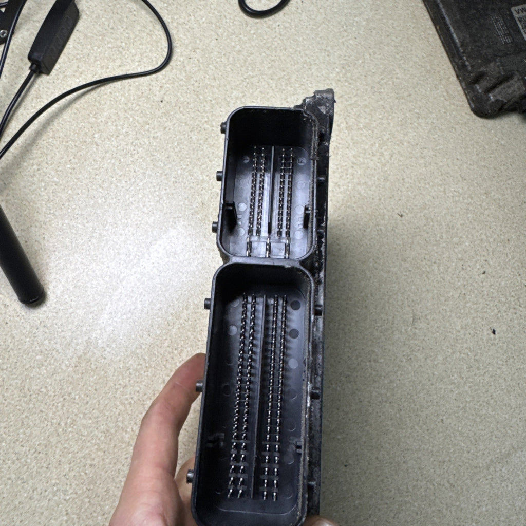 Vauxhall Astra 2009-2017 Mk6 1.7 CDTI Engine Control Unit ECU 55587998