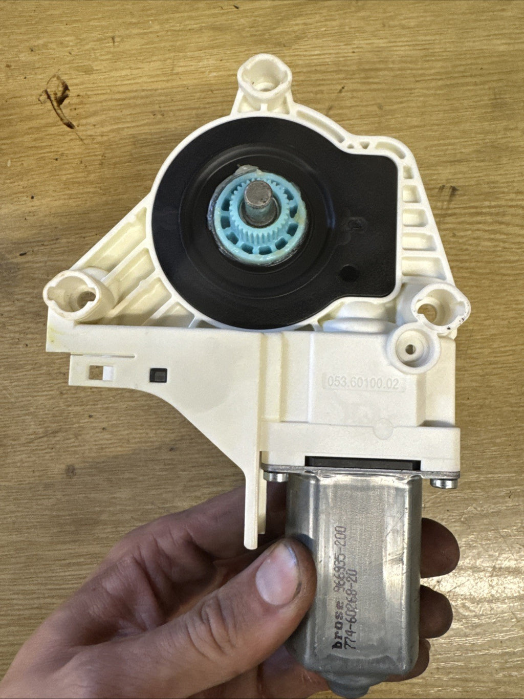 AUDI A4 1.8T FSI S Line 4DR SALOON PASSENGER FRONT WINDOW MOTOR 8K0959801A