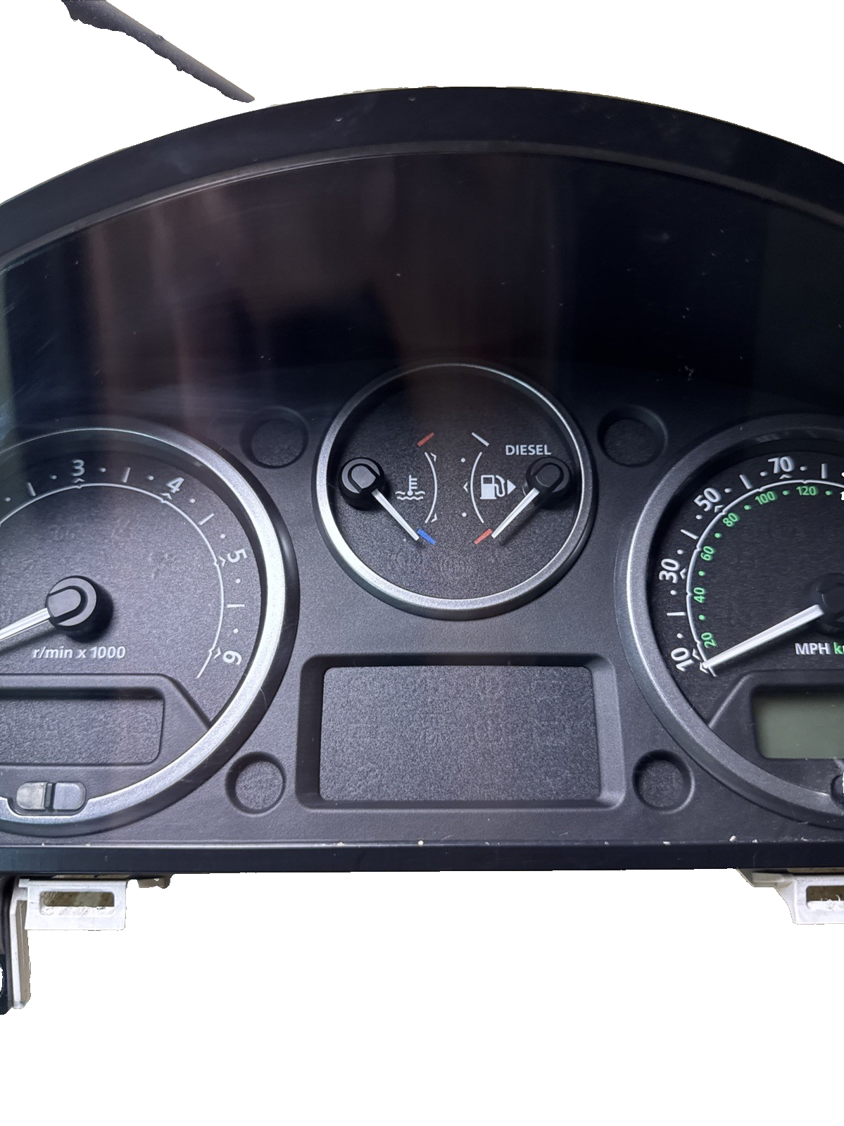 LAND ROVER DISCOVERY 3 L319 2.7 DIESEL MANUAL SPEEDO CLOCK YAC500096