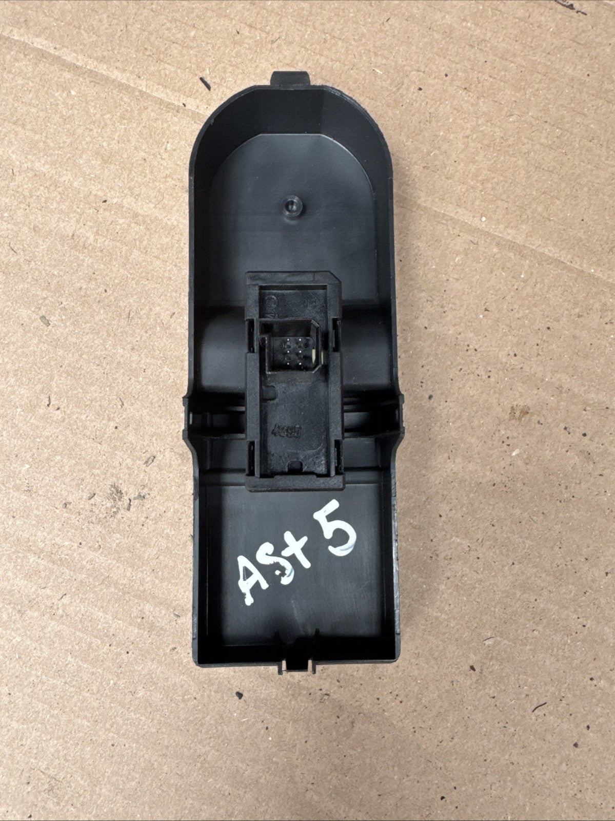 13197132 Vauxhall Astra Zafira Genuine Front Passenger Door Window Switch Button