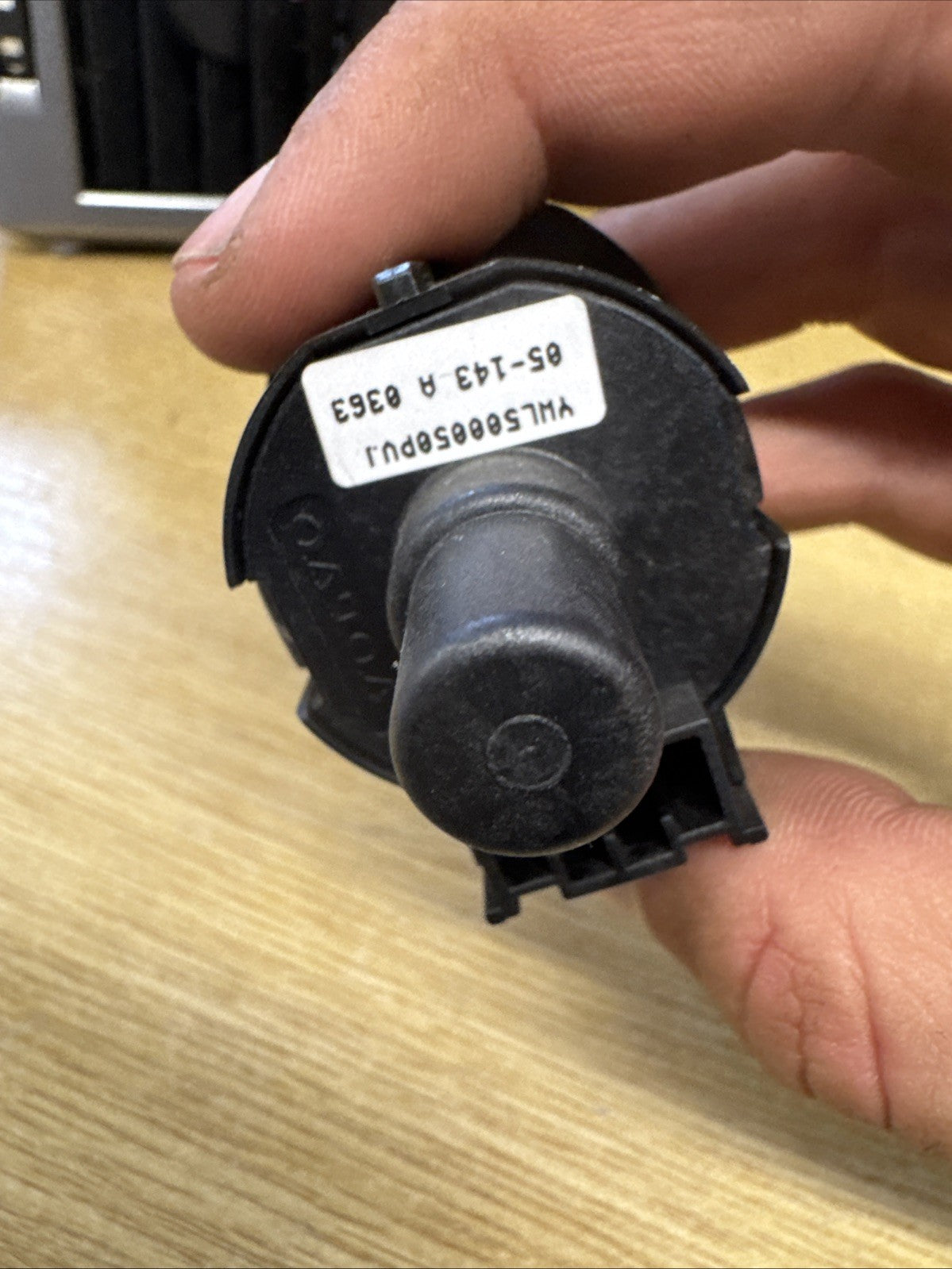 Land Rover Discovery 3 range rover sport airbag deactivation switch YWL500050