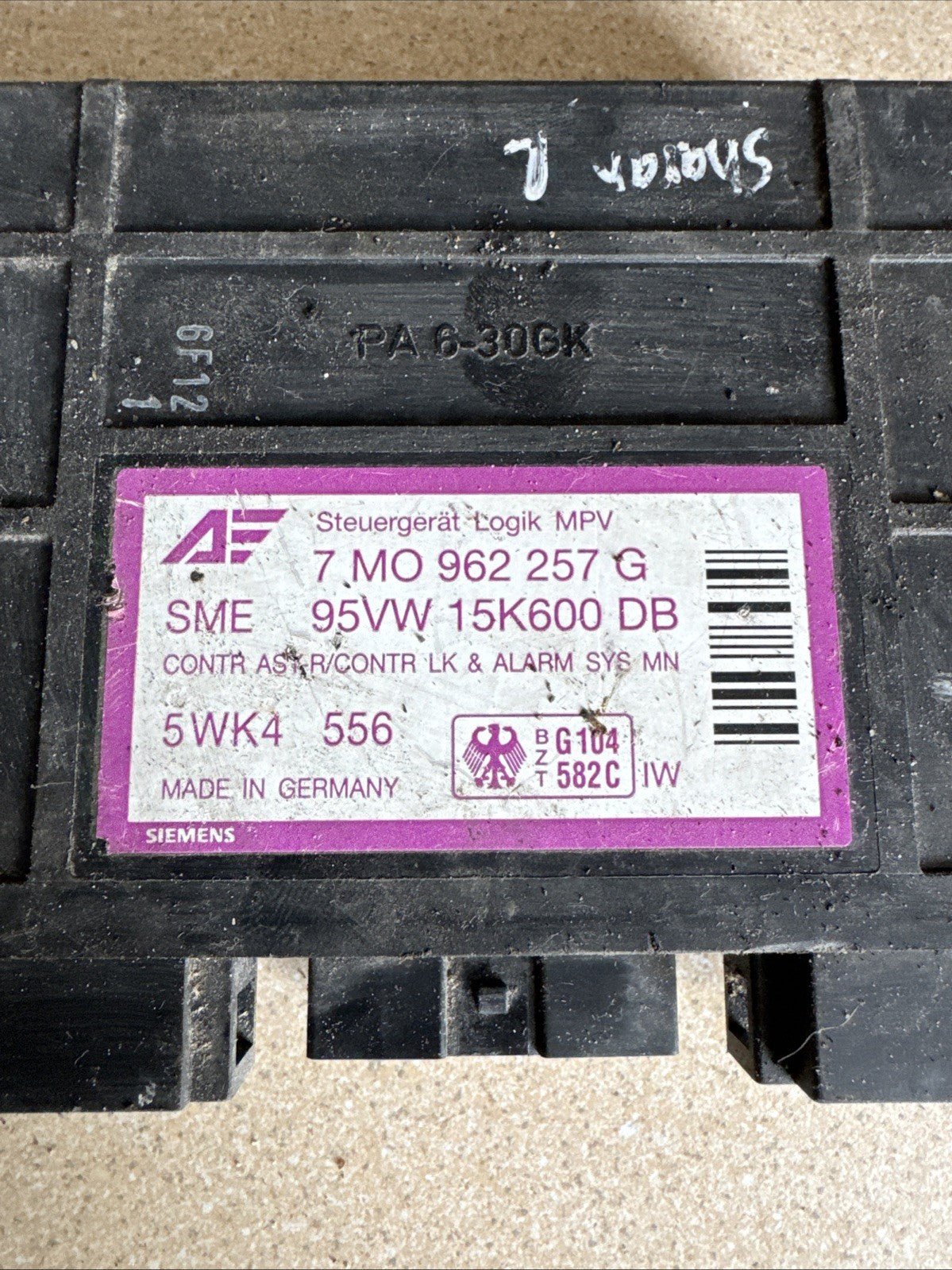 7M0962257F 5WK4555 Volkswagen Sharan Comfort Control Unit Module 95VW 15K600 DB