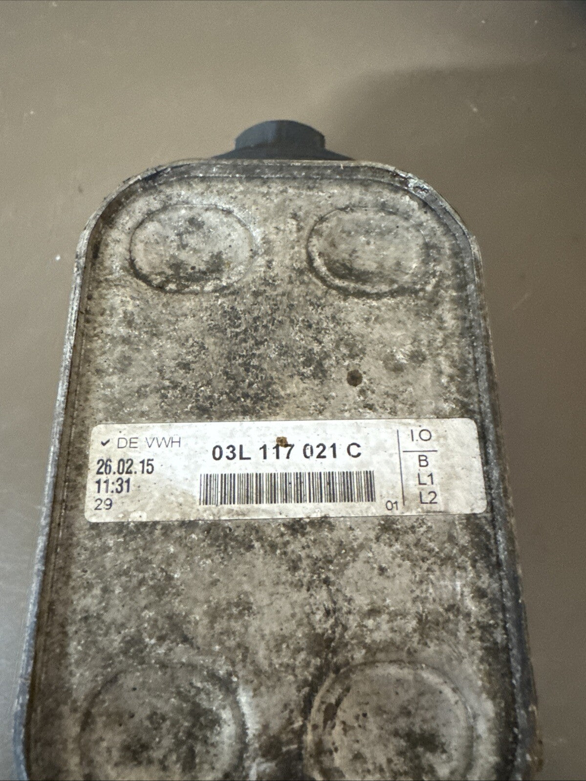 AUDI A4 ENGINE OIL FILTER HOUSING & COOLER 2.0 DIESEL 03L117021C B8 2012 - 2016