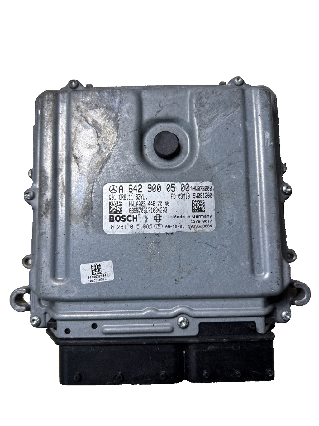 A6429000500 BOSCH 0281015986 MERCEDES W204 ENGINE ECU