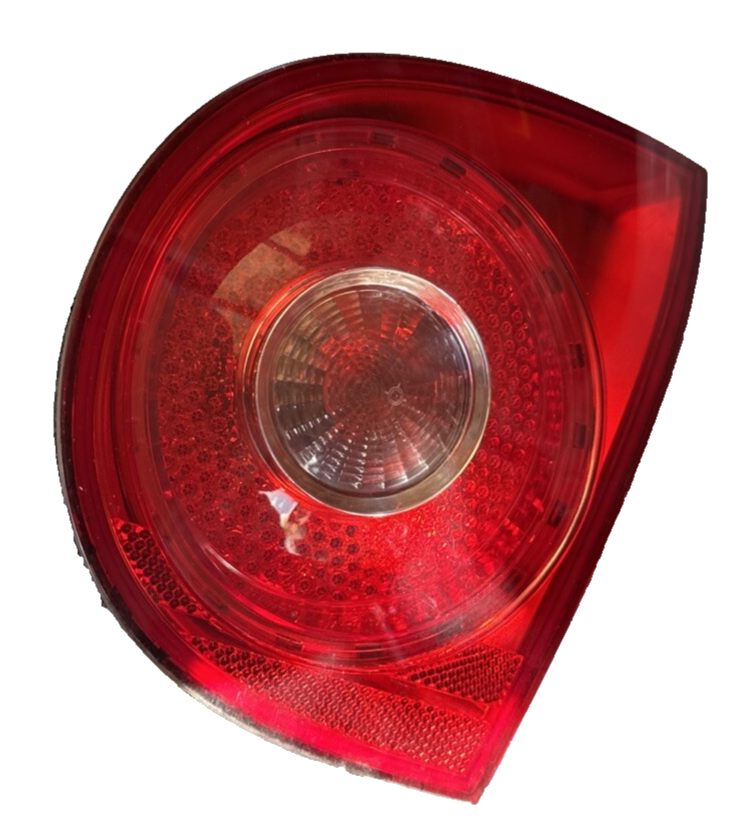 VOLKSWAGEN GOLF LIGHT MK5 GT TDI REAR TAIL LIGHT ON RIGHT  1K6945094F