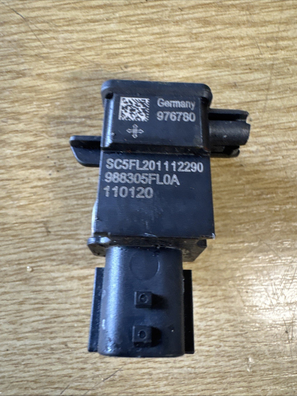 Renault Clio MK5 + Captur Crash Impact Sensor 988305FL0A