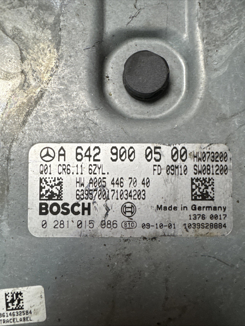 A6429000500 BOSCH 0281015986 MERCEDES W204 ENGINE ECU