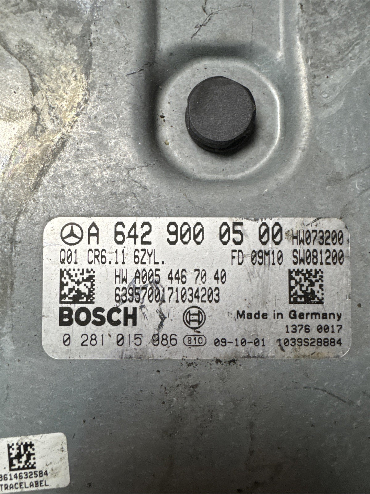 A6429000500 BOSCH 0281015986 MERCEDES W204 ENGINE ECU