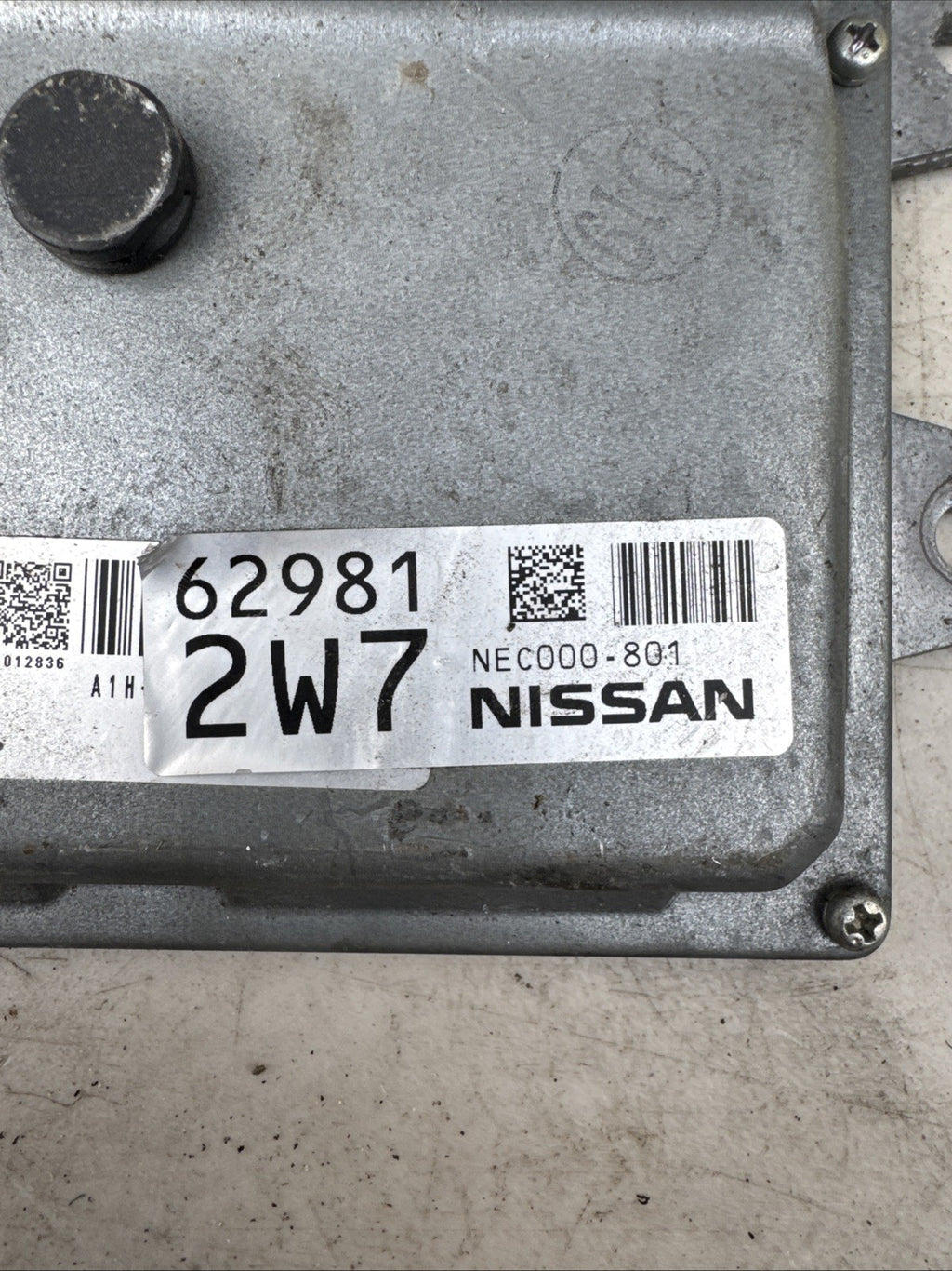 GENUINE NISSAN ENGINE CONTROL UNIT ECU A1H-3M3 800 2x05
