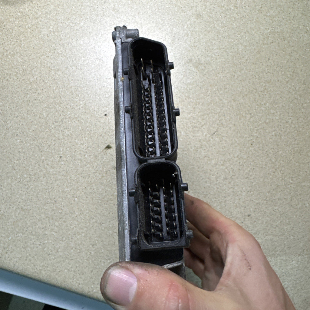 GENUINE VW AUDI SEAT SKODA ECU 03D906023 1.2L Petrol 04-12