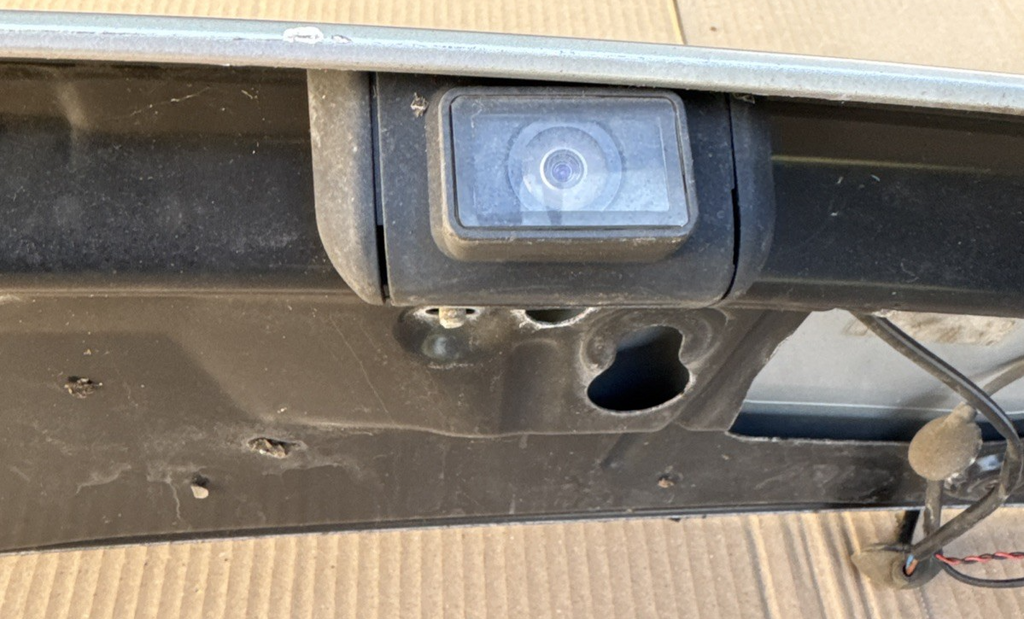 2009 RANGE ROVER L322 TAILGATE SPOILER DFD500150 Silver
