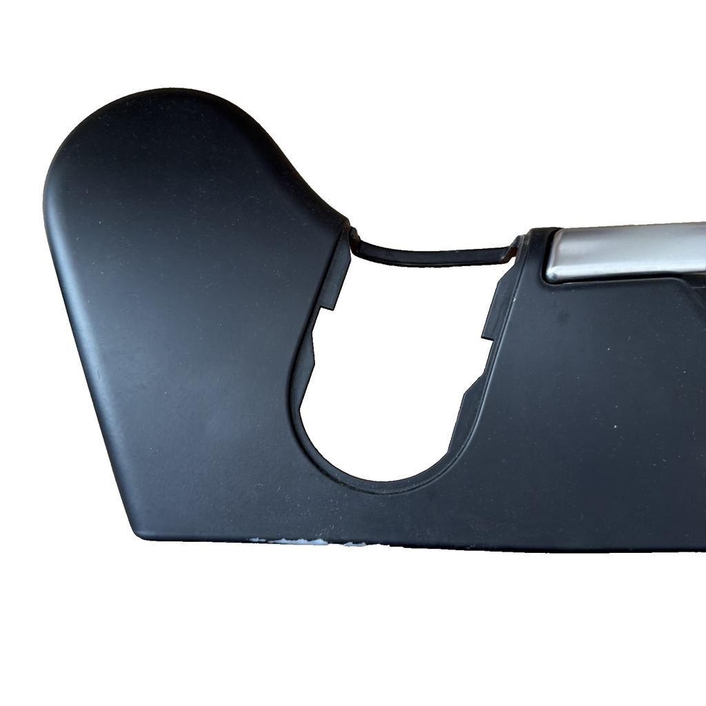 Range Rover L322 3.6 right front seat side panel trim cover valance black