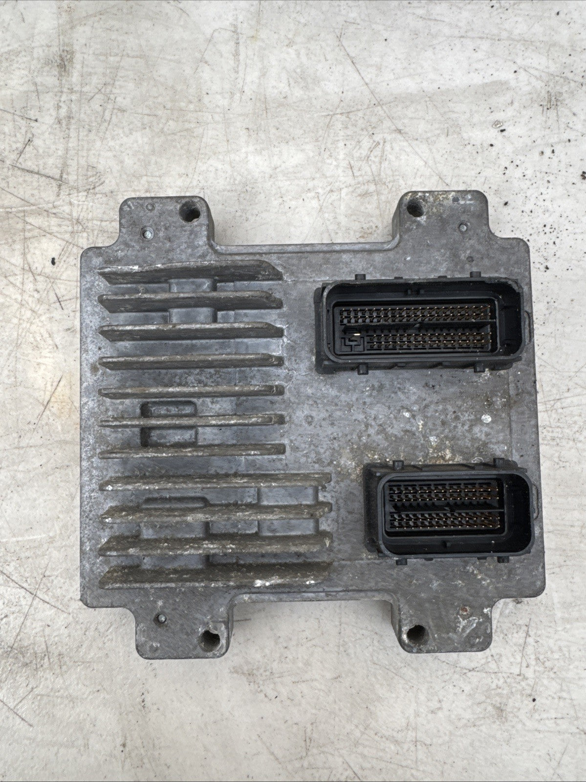 VAUXHALL CORSA ENGINE CONTROL MODULE ECU 1.2 PETROL 55583740 D MK4 2011 - 2014