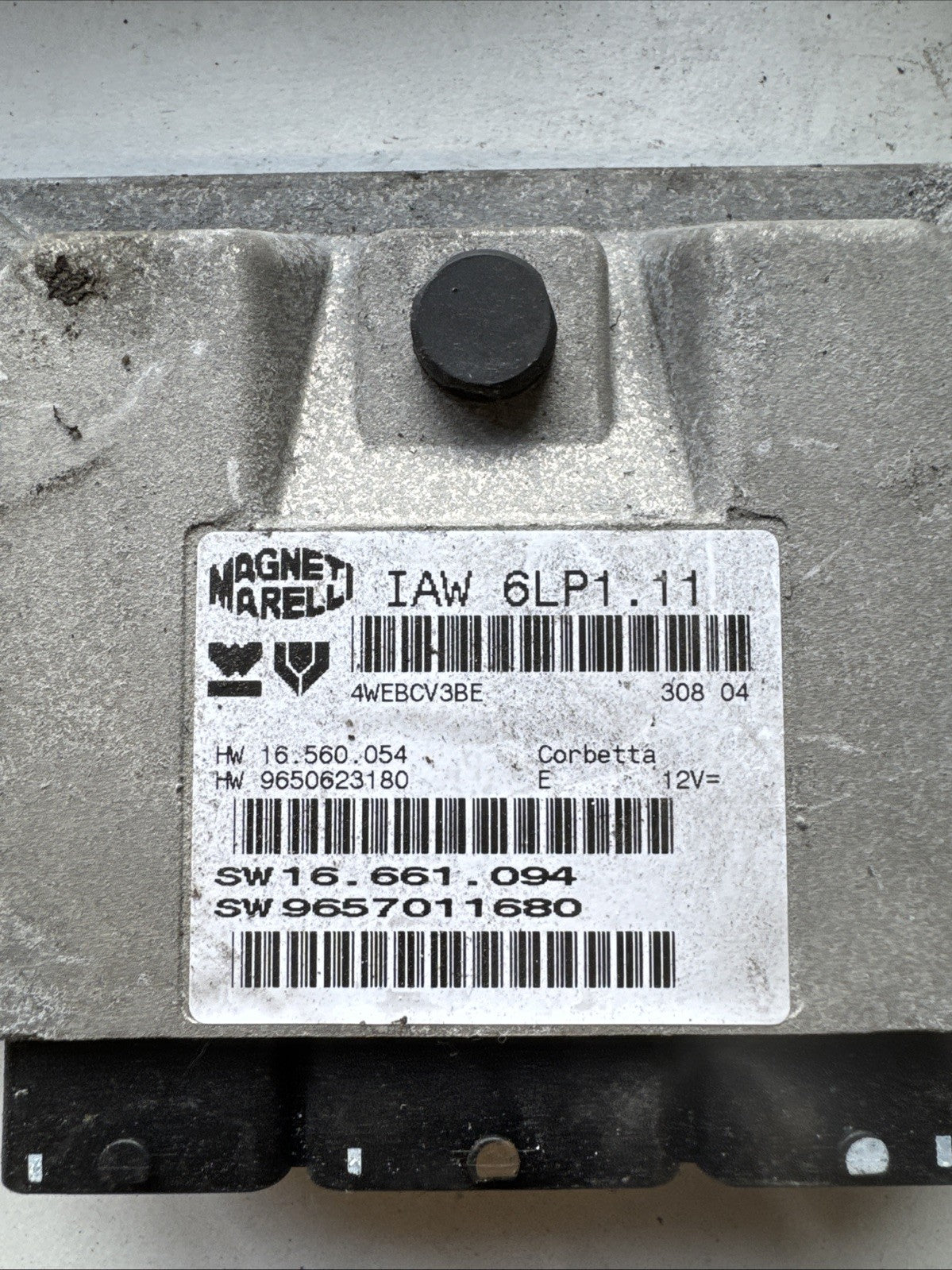 Citroen Xsara Picasso 2000 IAW6LP111 Engine control unit module ECU KEG15035