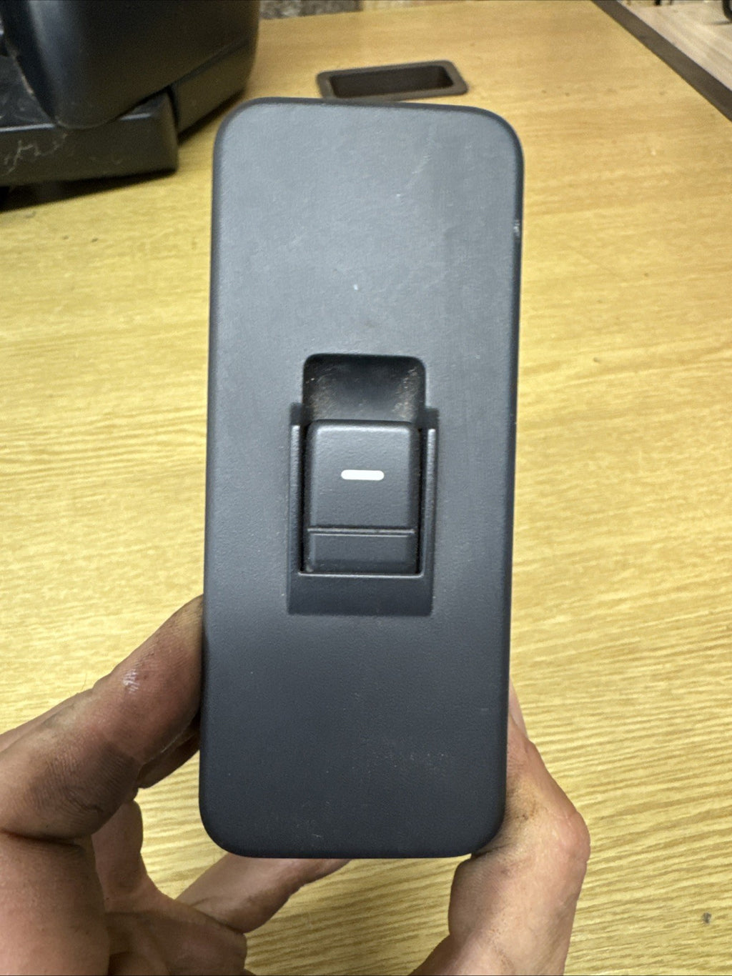 LAND ROVER DISCOVERY 3 RANGE ROVER L320 WINDOW CONTROL SWITCH YUD501070PVJ