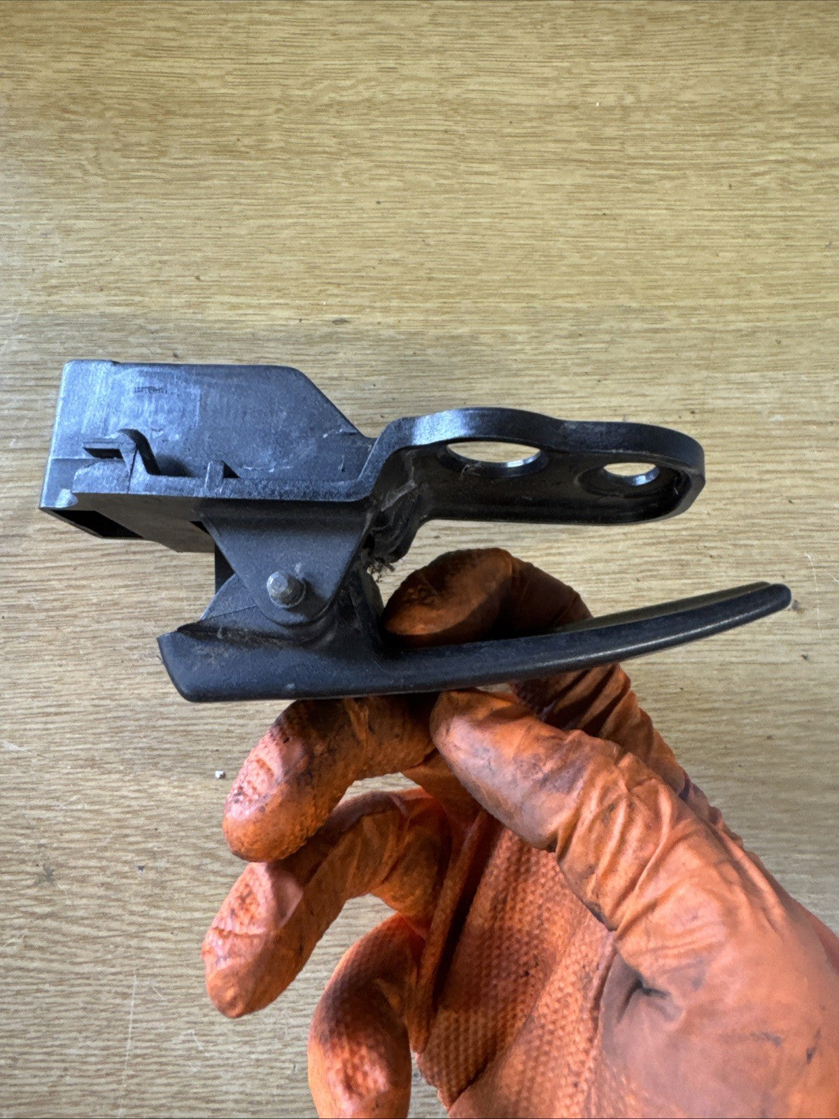 PEUGEOT BIPPER VAN 2008-2020 DOOR HANDLE - INTERIOR (FRONT DRIVER SIDE)  T044