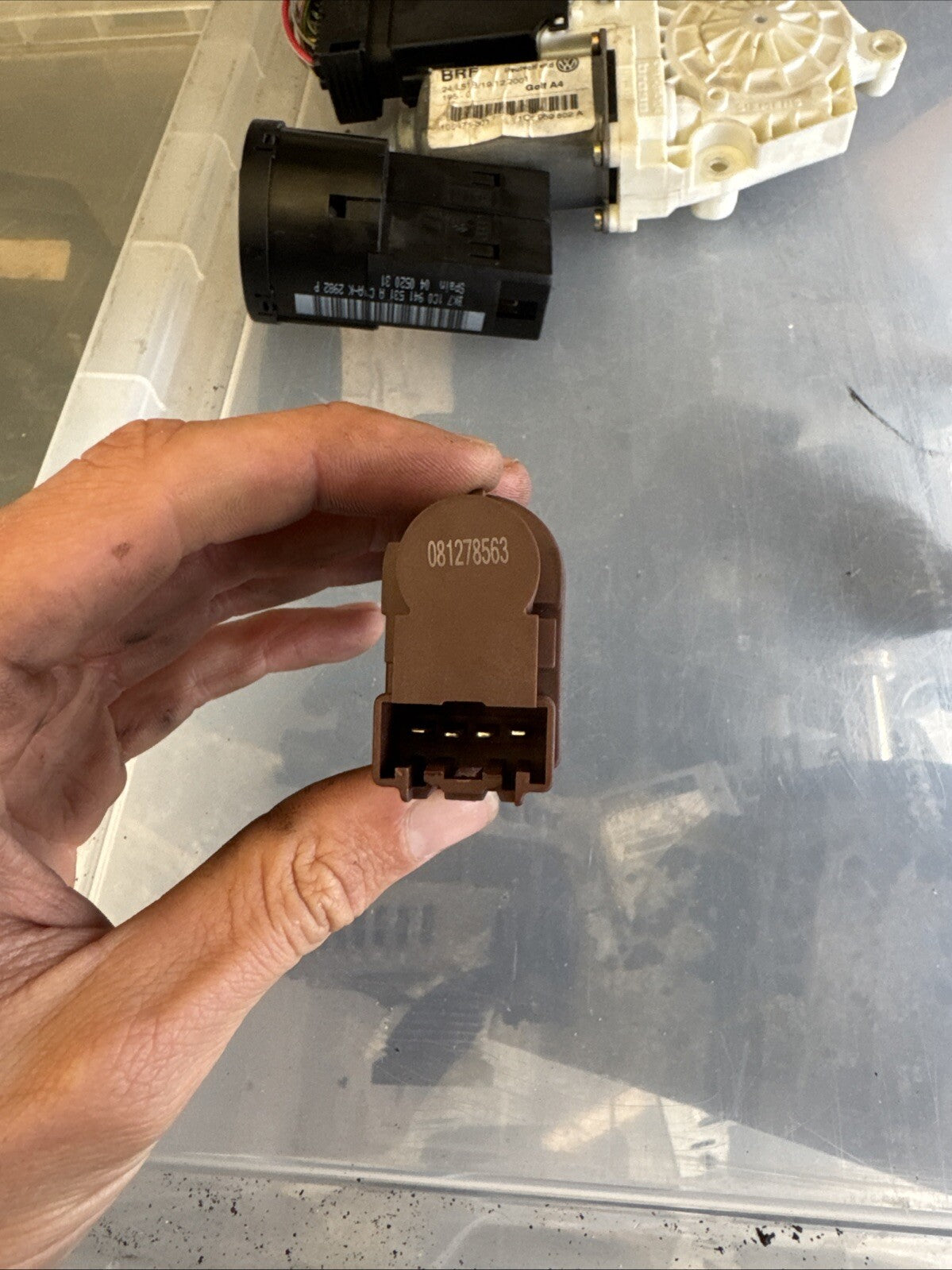 Range Rover Sport L320 Brake Light Pedal Switch 2005 to 2009