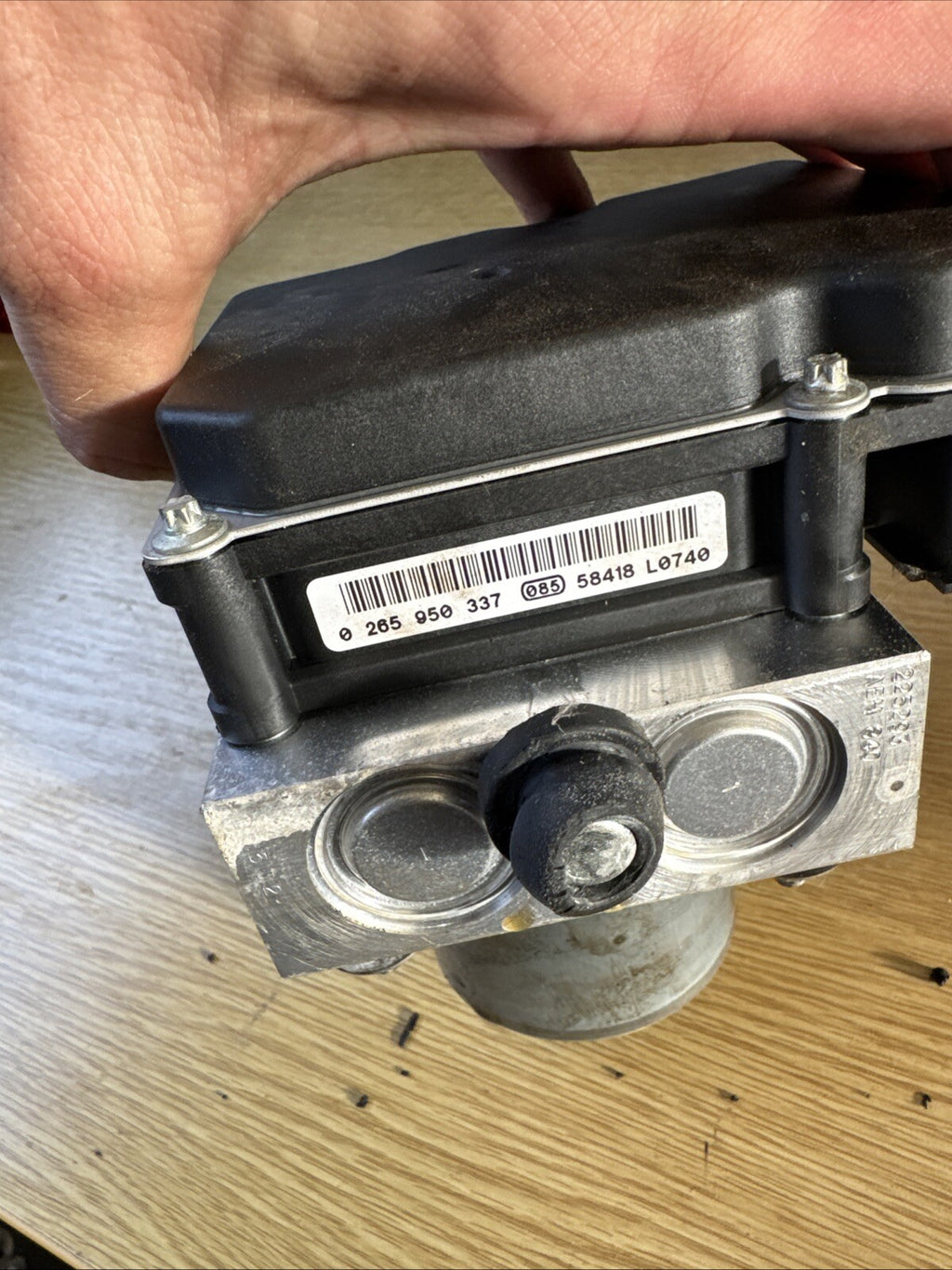 Land Rover Discovery 3 Tdv6 2005-2009 2720  ABS PUMP/Modulator/Control UNIT
