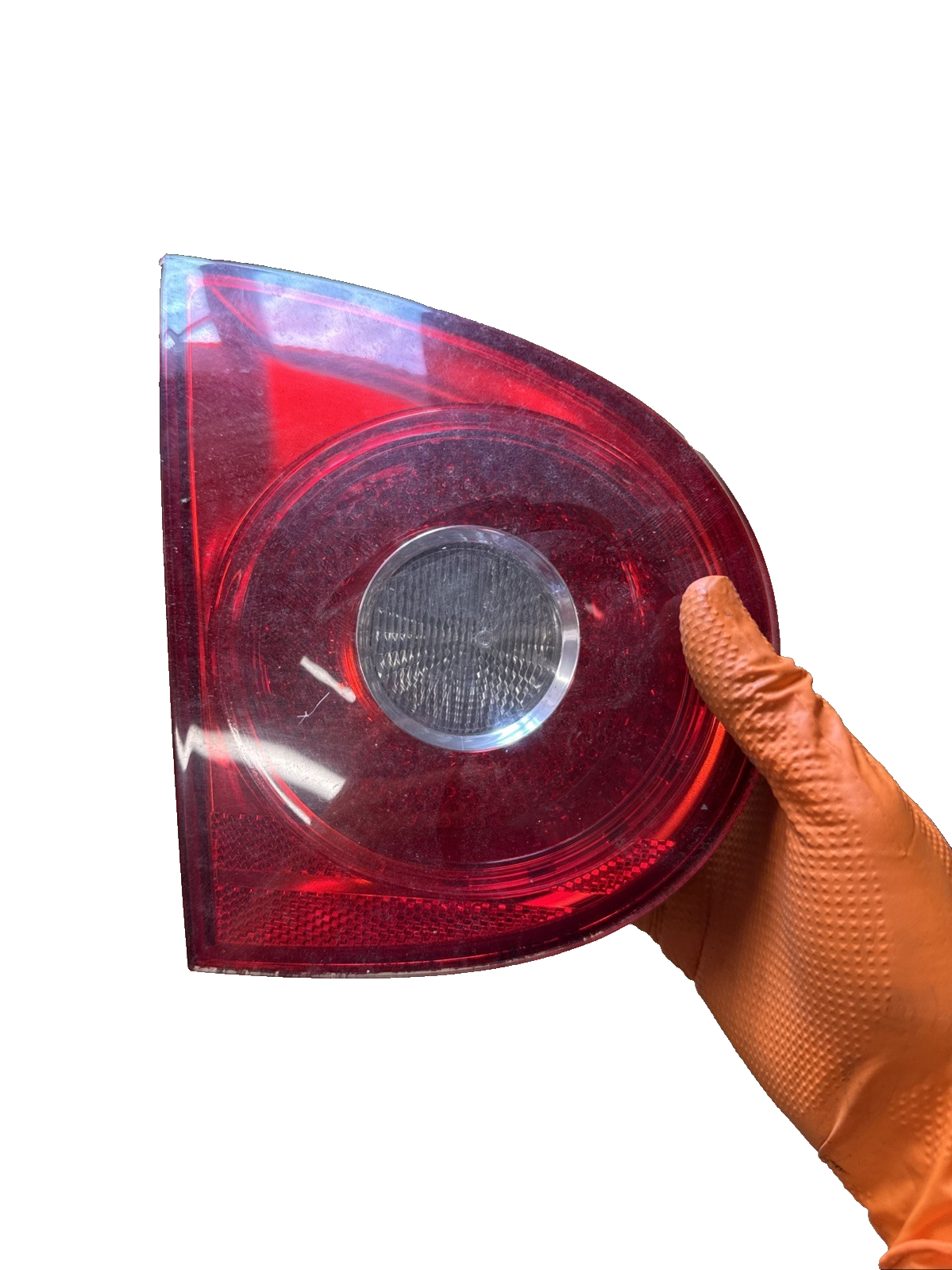 VOLKSWAGEN GOLF REAR LEFT PASSENGER SIDE TAIL LIGHT 1K6945093F
