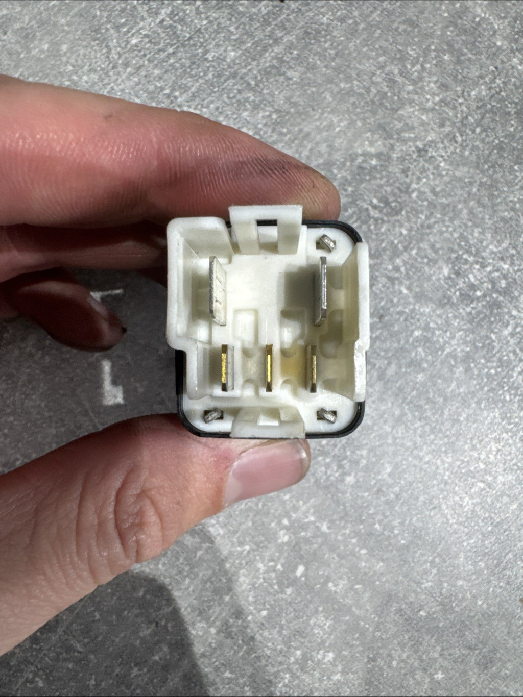 TOYOTA COROLLA E100 MK7 (92-97) BLACK 5 PIN RELAY 9098704002