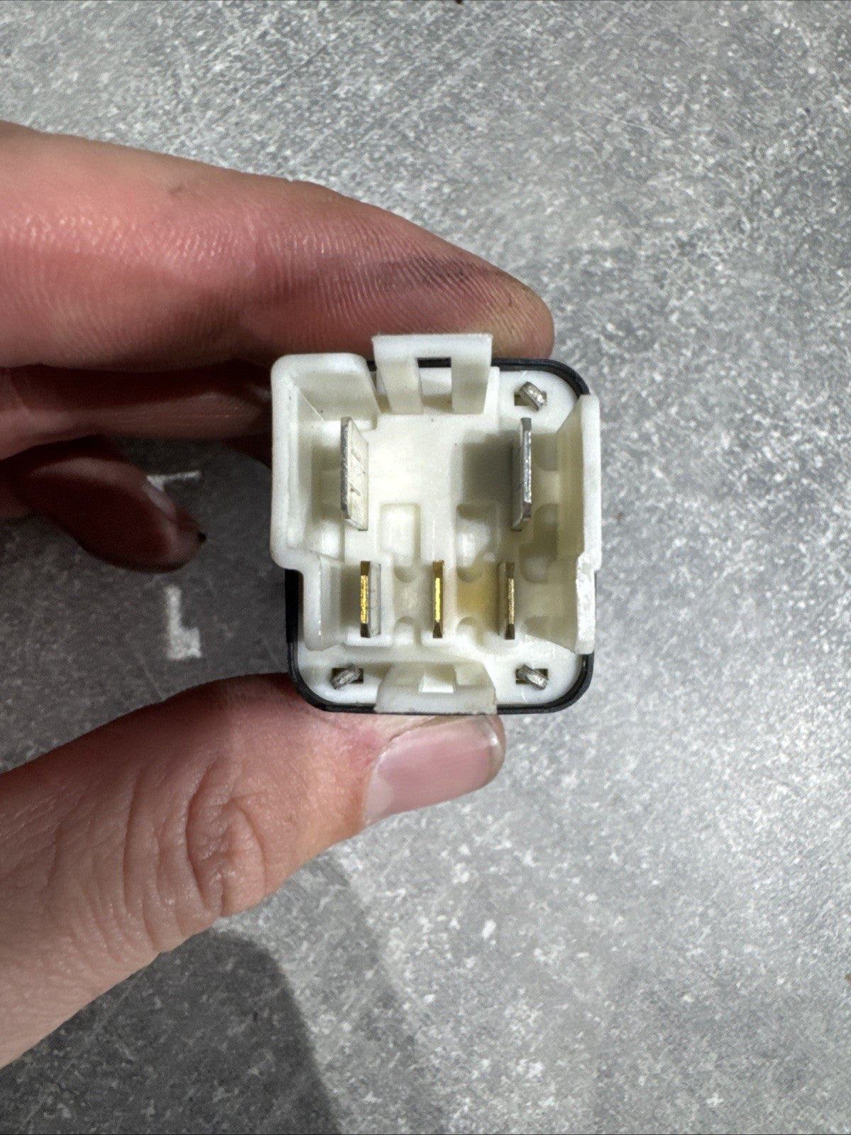 TOYOTA COROLLA E100 MK7 (92-97) BLACK 5 PIN RELAY 9098704002