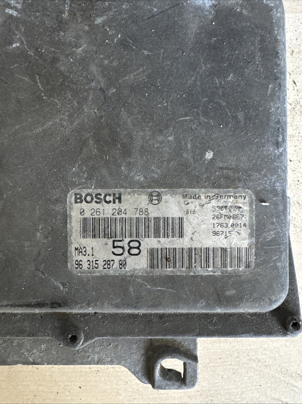 Citroen Saxo Engine Control Unit Ecu Module 0261204788 Mk1 1.1 Petrol 1996-2000B