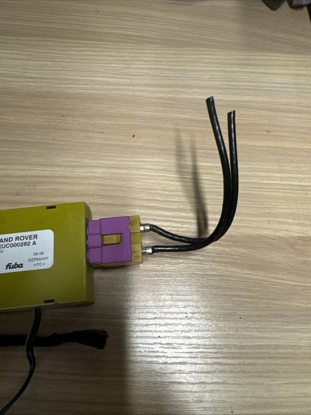 LAND ROVER DISCOVERY 3 L319 ANTENNA AMPLIFIER MODULE 2006 XUC000262A