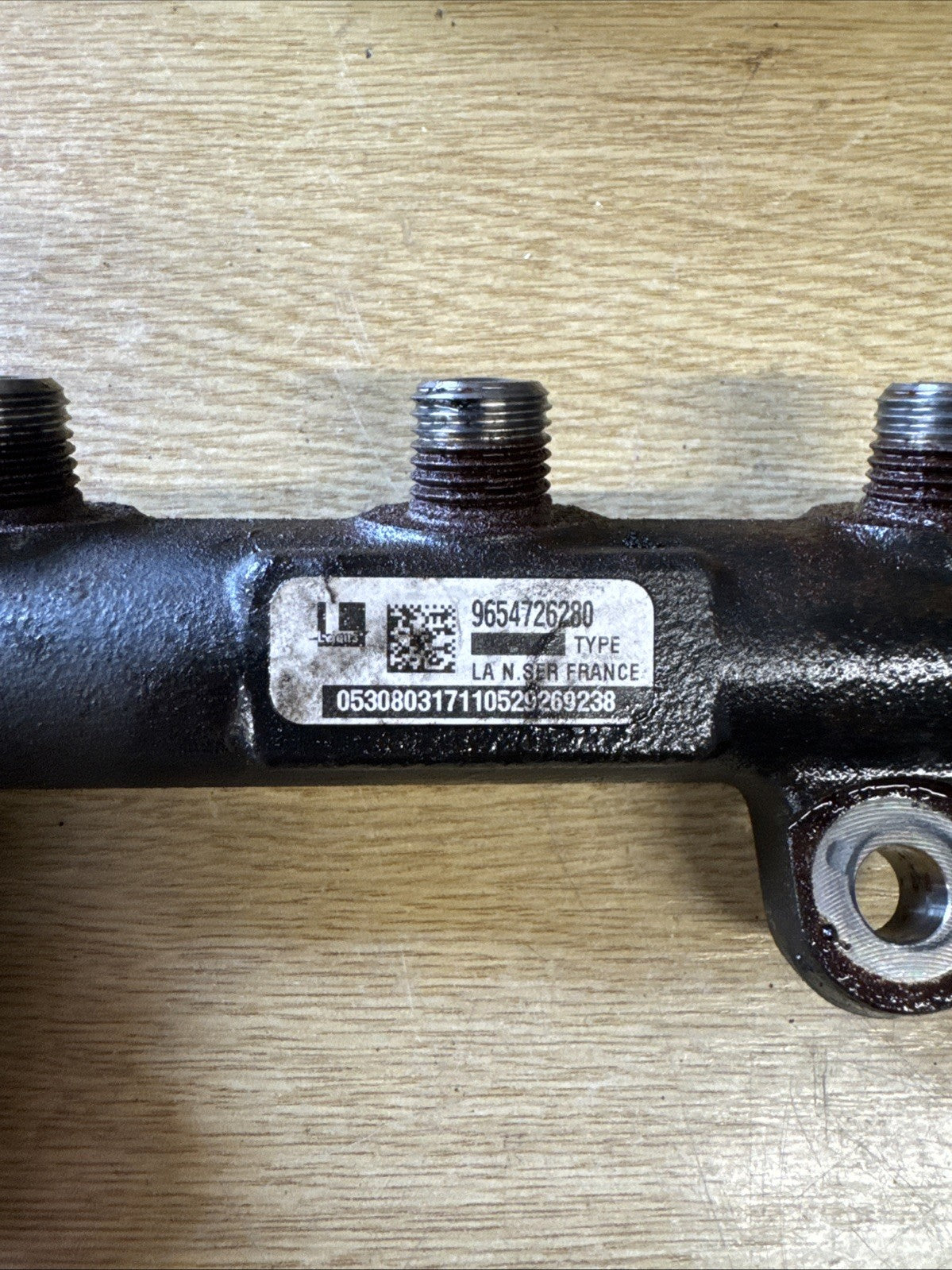 PEUGEOT 407 2.0 HDI DIESEL FUEL INJECTOR RAIL 9654726280
