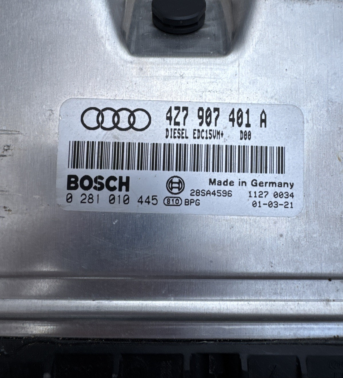 Audi A6 Allroad 2.5 TDI Engine Control Unit ECU 4Z7907401A 0281010445