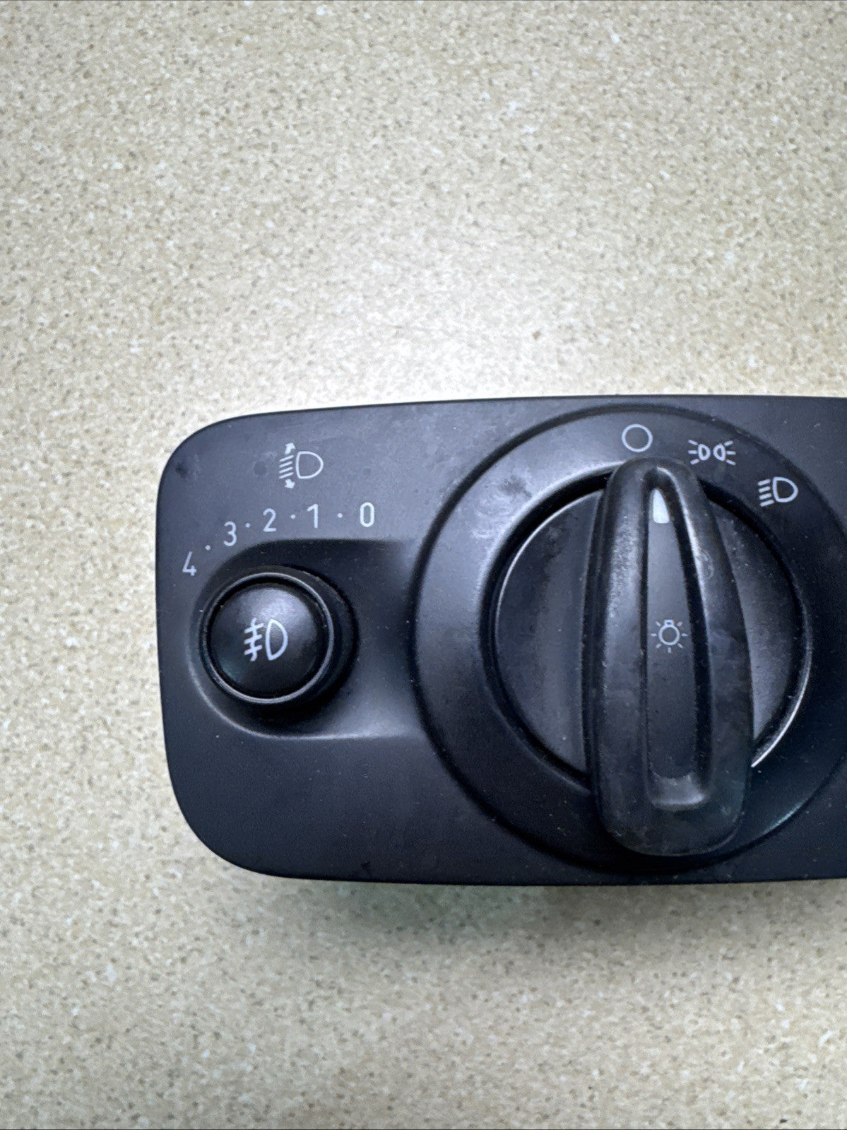 2010 Ford Fiesta Zetec SNJB Headlight Switch 8A6T13A024BB