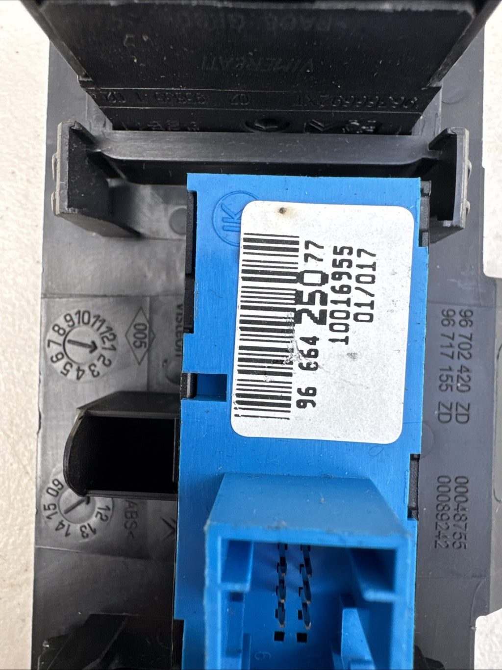 CITROEN C4 MK2 10-18 Headlight Angle Adjuster Switch Child Lock 9666425077