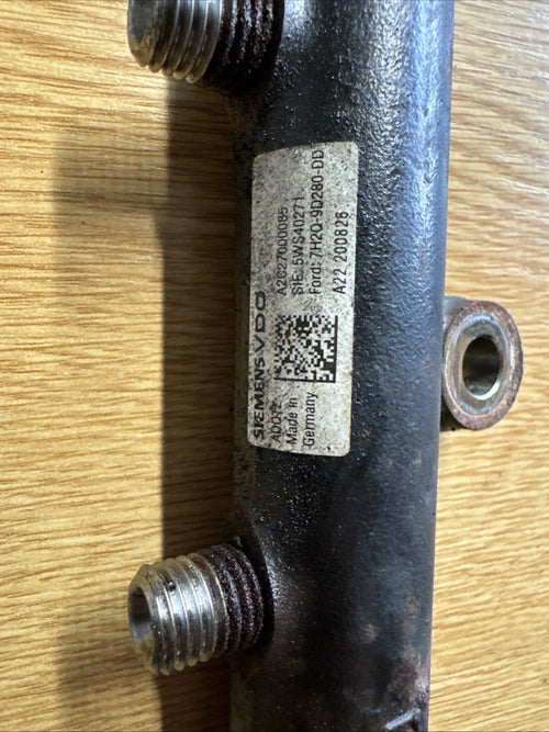 2005-2009 RANGE ROVER SPORT TDV6 2.7 FUEL INJECTOR RAIL 7H2Q-9D280-DD
