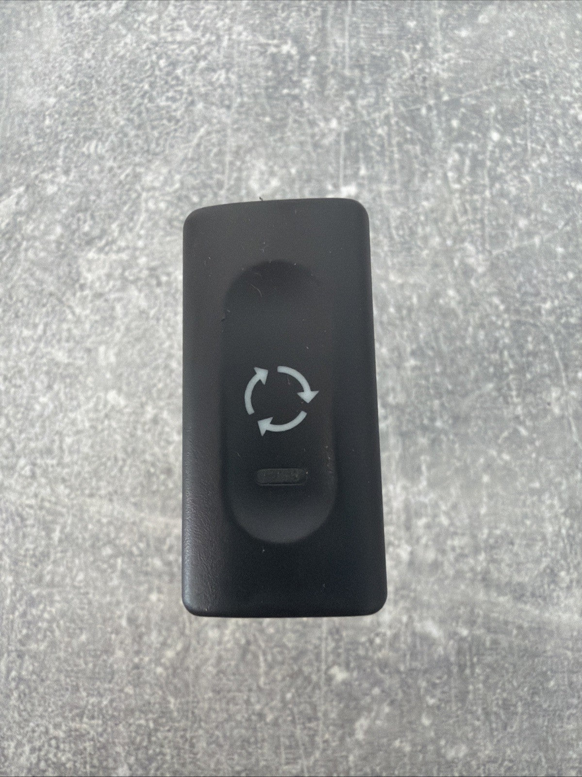 Rover 45 MG ZS 1999-03 Air circulation switch YUG103150PMP