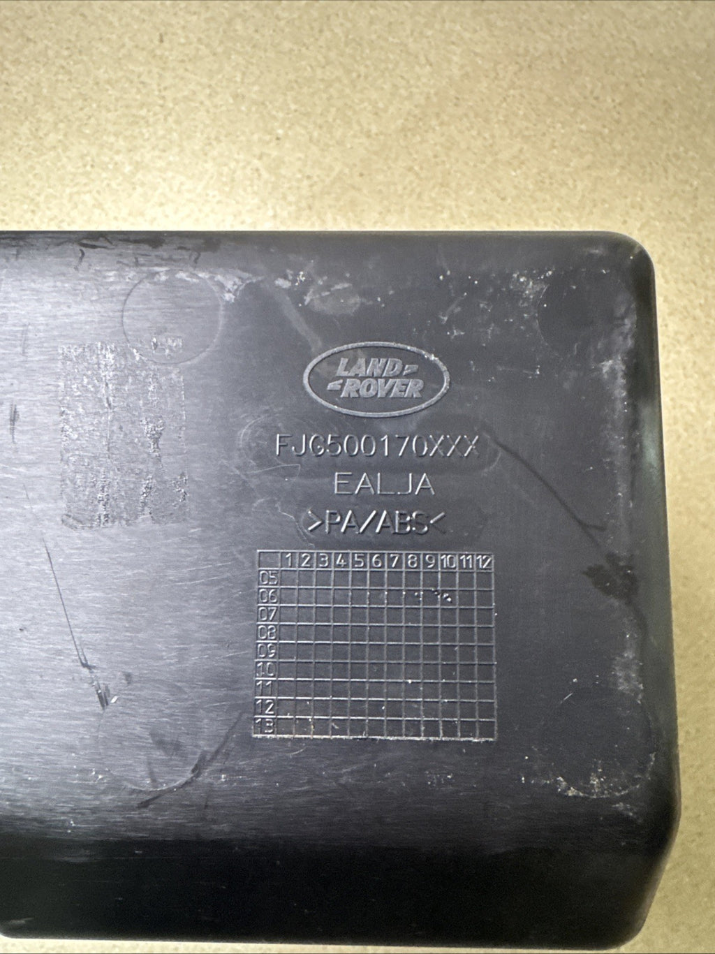 Range Rover L322 Centre Console Storage Box FJG500170XXX 2006 to 2013