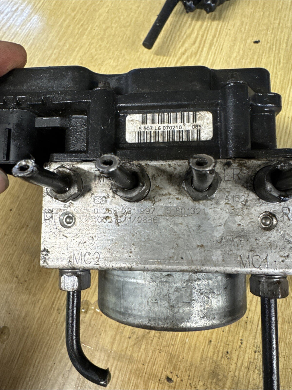 Peugeot Bipper Citroen Nemo Fiat Qubo MK1 1.3 ABS Pump & Control Module 51801321