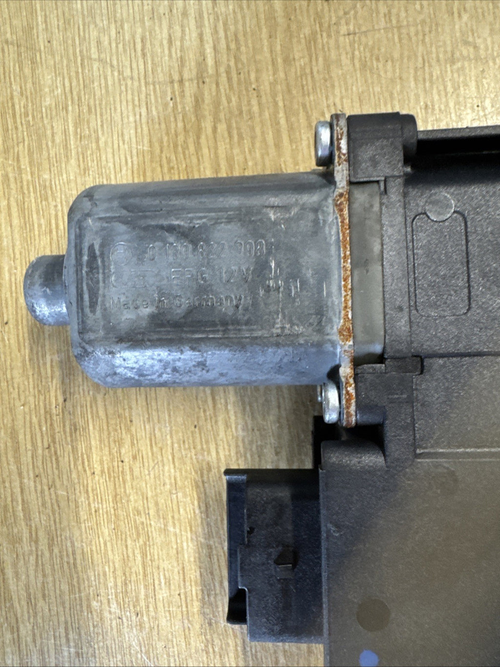 CITROEN NEMO FRONT PASSENGER SIDE WINDOW MOTOR 0130822398
