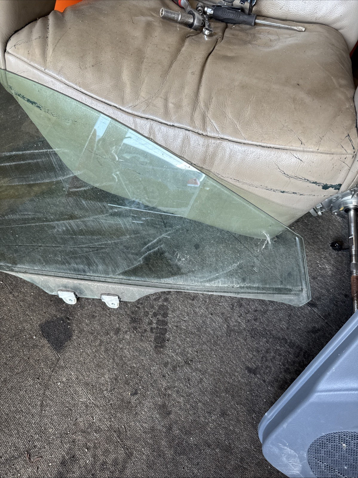 Mazda Cx-5 Mk1 window / glass door front right driver 2.2d 2014