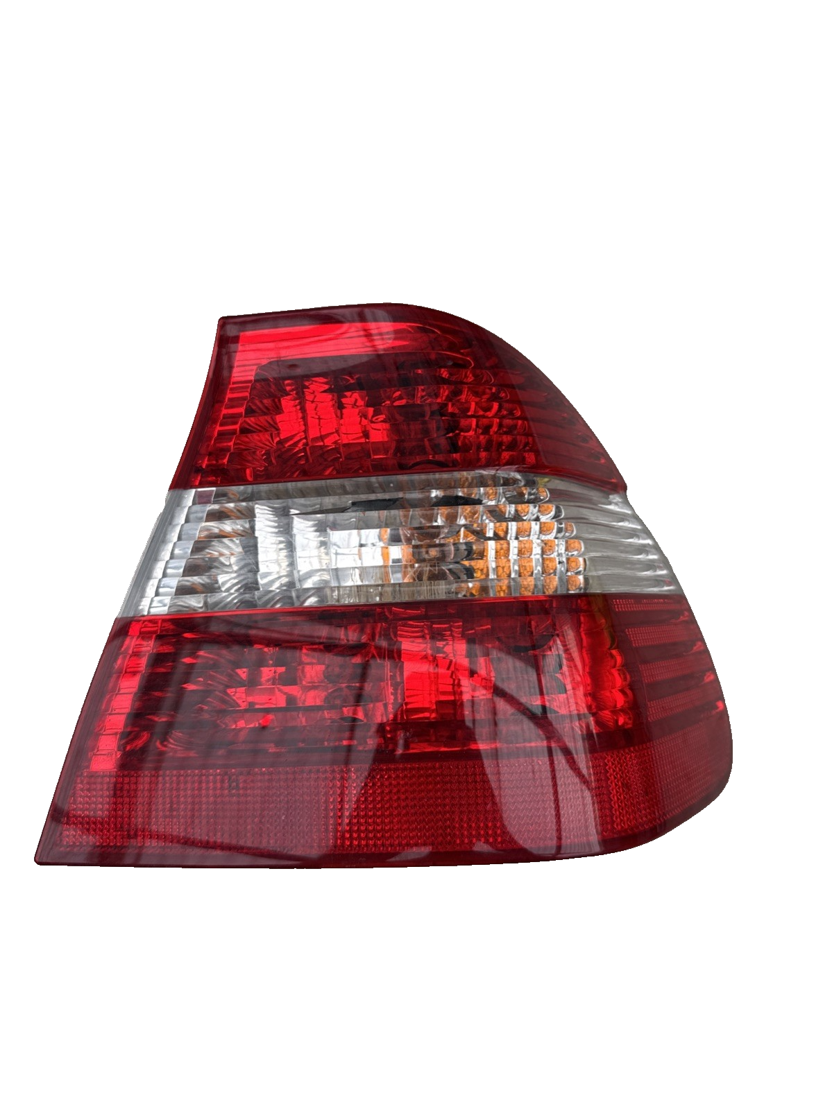 BMW 3 SERIES E46 MK4 2004 OSR DRIVER SIDE REAR OUTER TAIL LIGHT 6910532