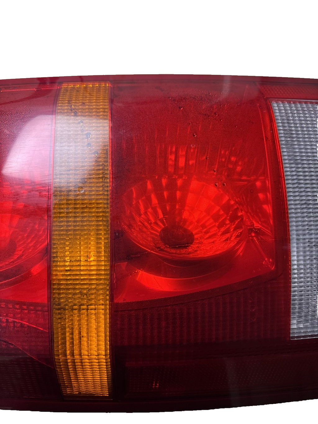 Discovery 3 Passenger/Nearside Rear Light Cracked
