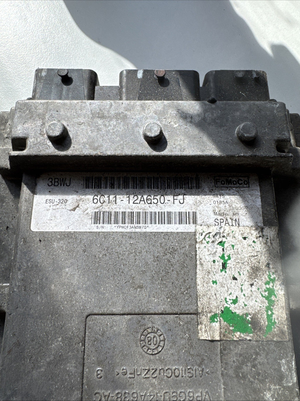 Ford Transit 2.4 Litre Petrol Engine ECU  6C11-12A650-FJ  VP6G9U12B523AC