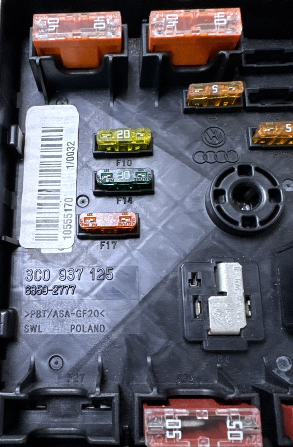 VOLKSWAGEN PASSAT B6 FUSE BOX 3C0937125 A198