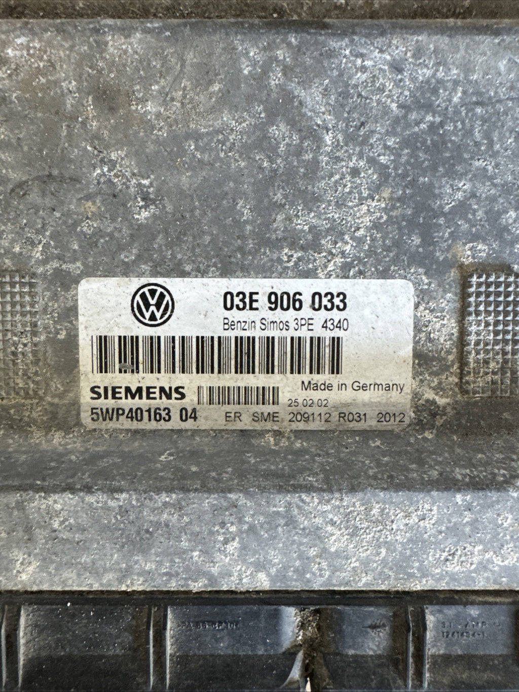 2005 VW POLO 1.2 PETROL ENGINE CONTROL UNIT MODULE 03E906033